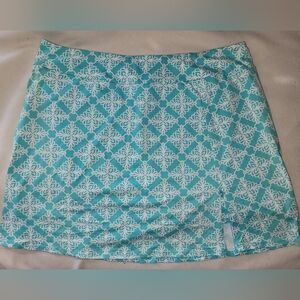 LuLu-B 1X pull-on sport skort UPF 50+ sun protection fabric in a blue Geo Knot